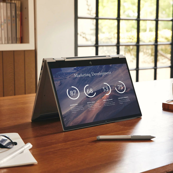 HP EliteBook x360 830 G8 | i7 | Pekskärm | Win 11 Pro